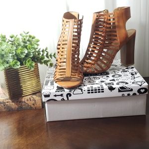 Stylish Ribbed Summer/Fall Heels